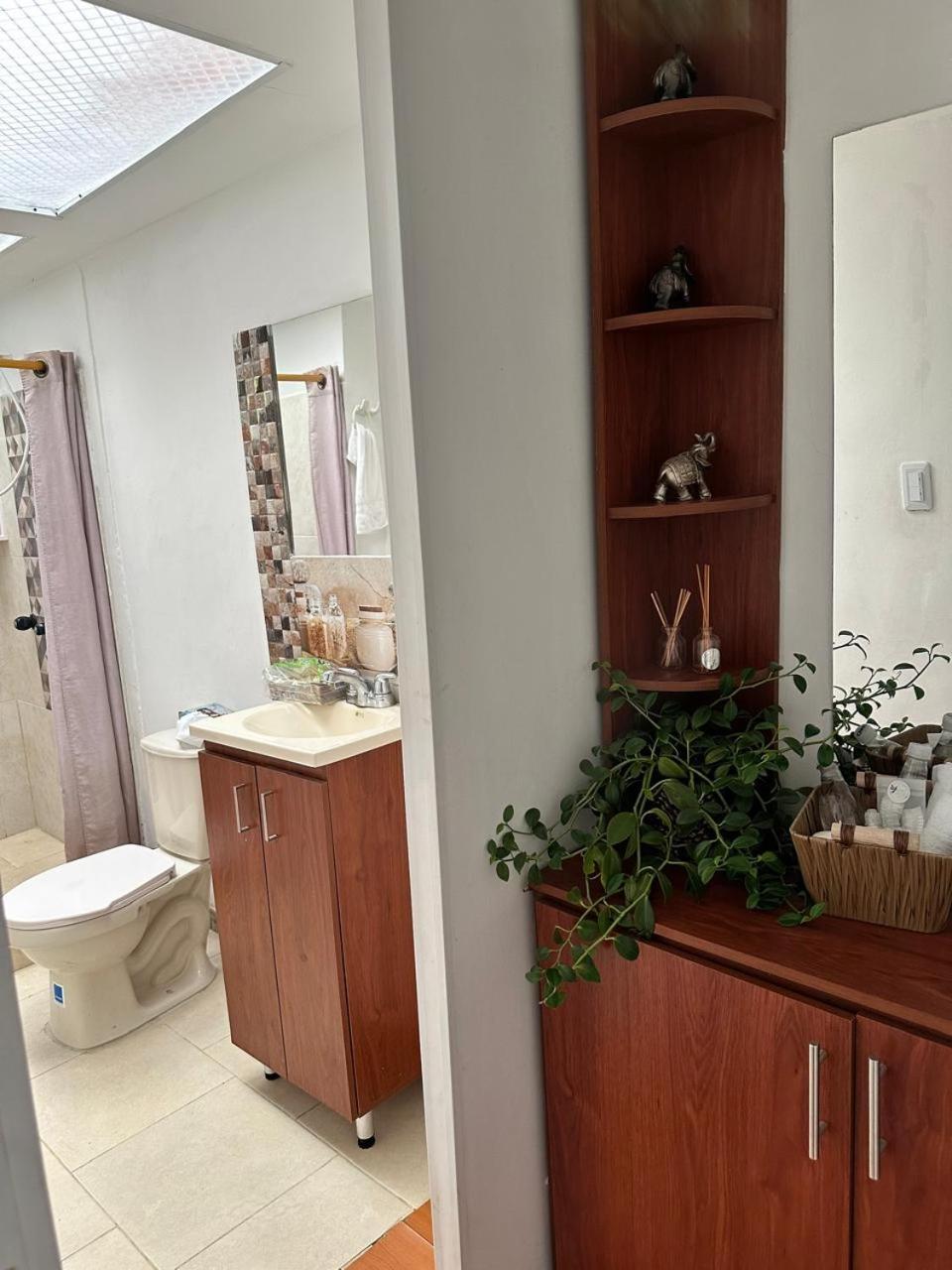 Bed and Breakfast El Refugio Del Colibri Санта-Роса-де-Кабаль Экстерьер фото