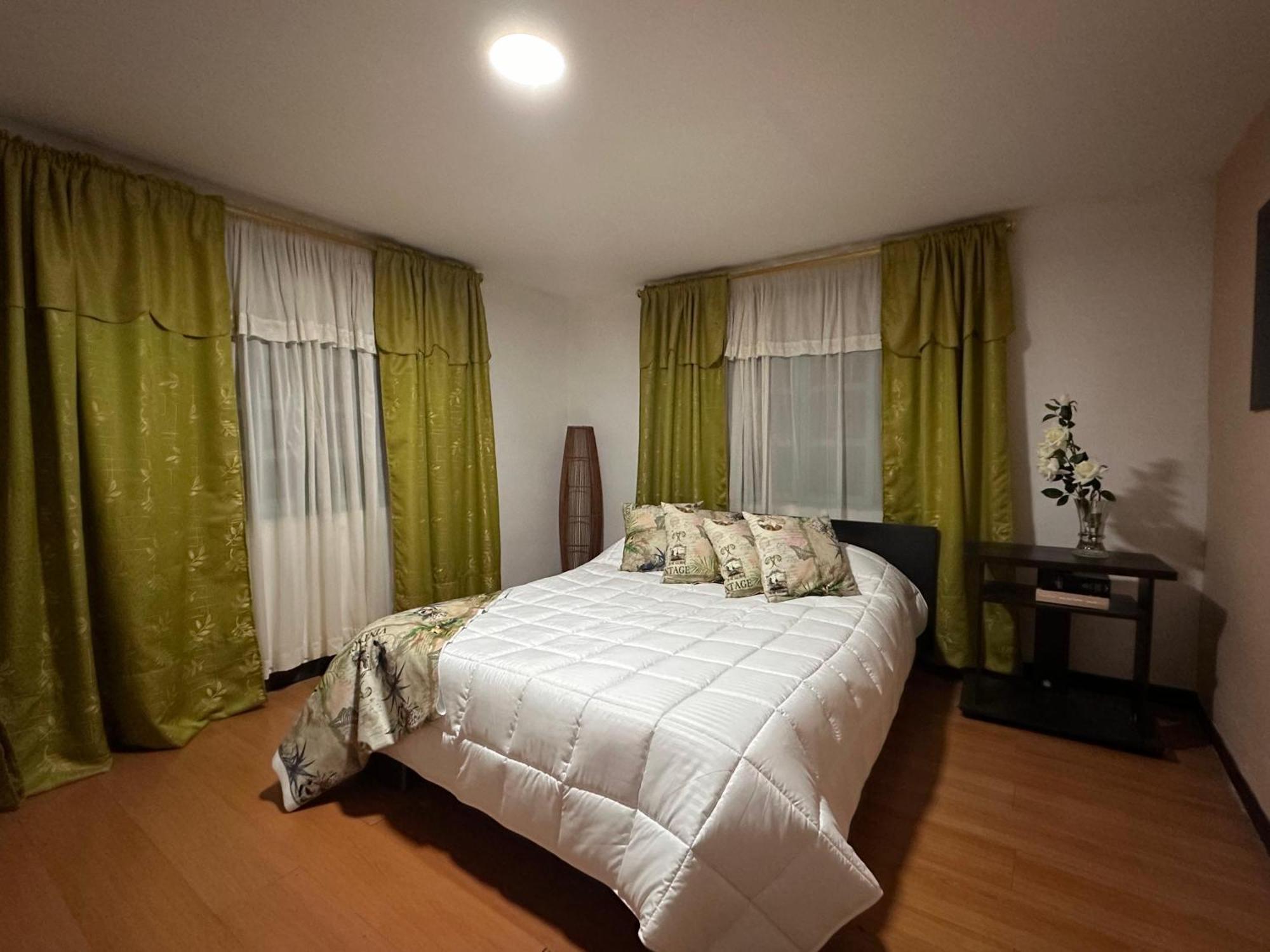 Bed and Breakfast El Refugio Del Colibri Санта-Роса-де-Кабаль Экстерьер фото